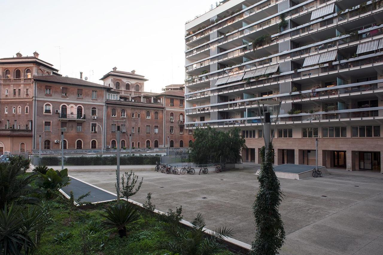 Penthouse 40 In Trastevere With Seasonally Jacuzzi Rome Exterior photo